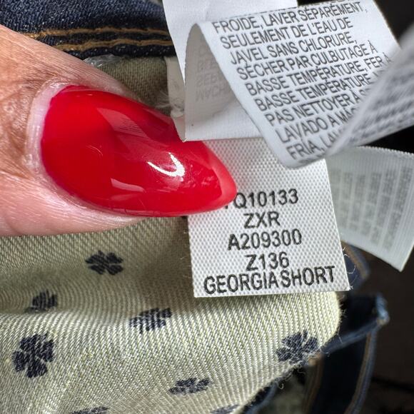 Lucky Brand Women’s 24W Georgia Denim Shorts Blue Easy Fit Mid Rise Raw Hem NWT‎ - Picture 2 of 10